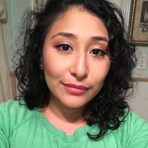 Meet your Posher, Monica